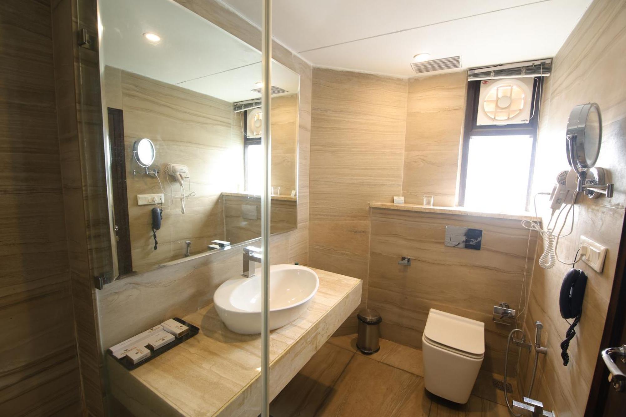 Hotel Natraj Rishīkesh Extérieur photo