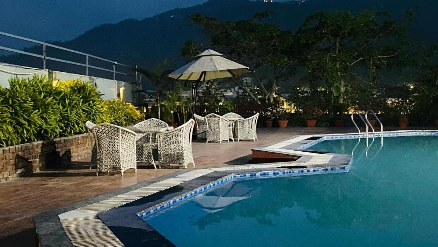 Hotel Natraj Rishīkesh Extérieur photo
