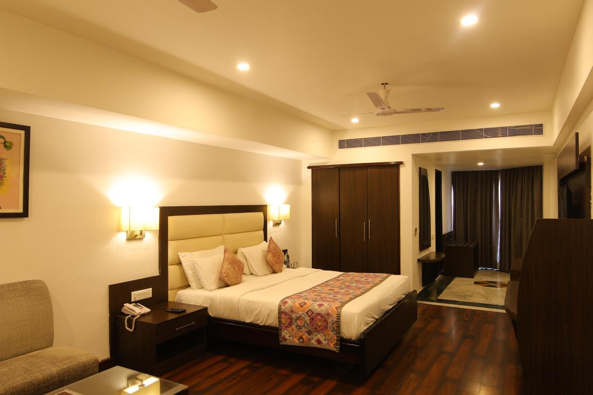 Hotel Natraj Rishīkesh Extérieur photo