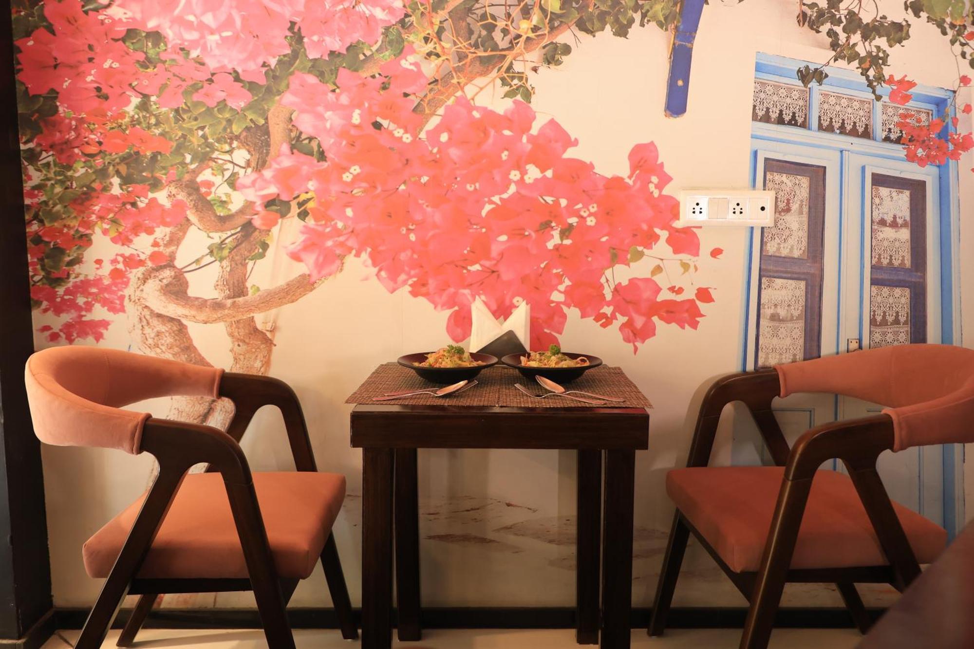 Hotel Natraj Rishīkesh Extérieur photo