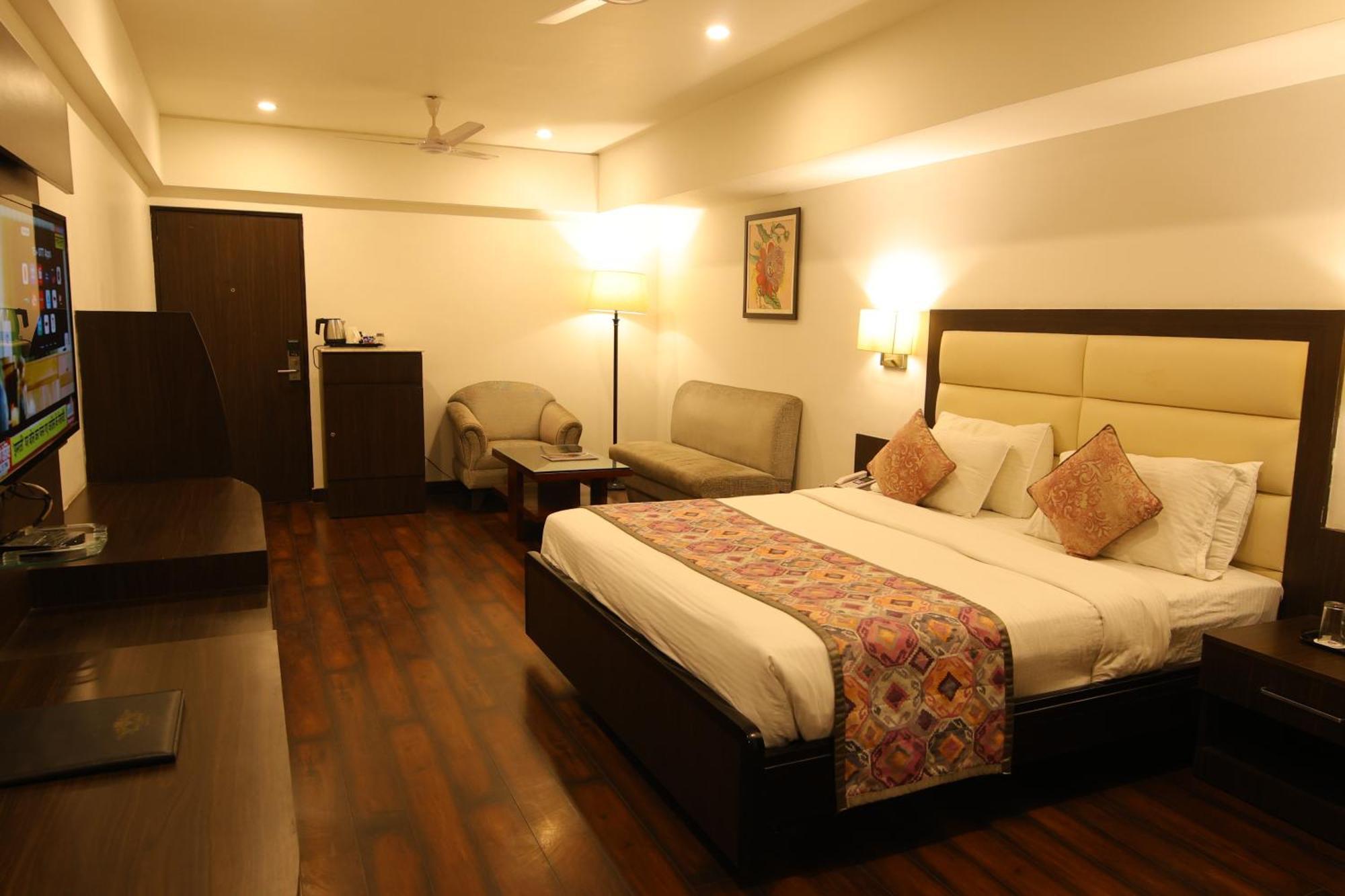 Hotel Natraj Rishīkesh Extérieur photo