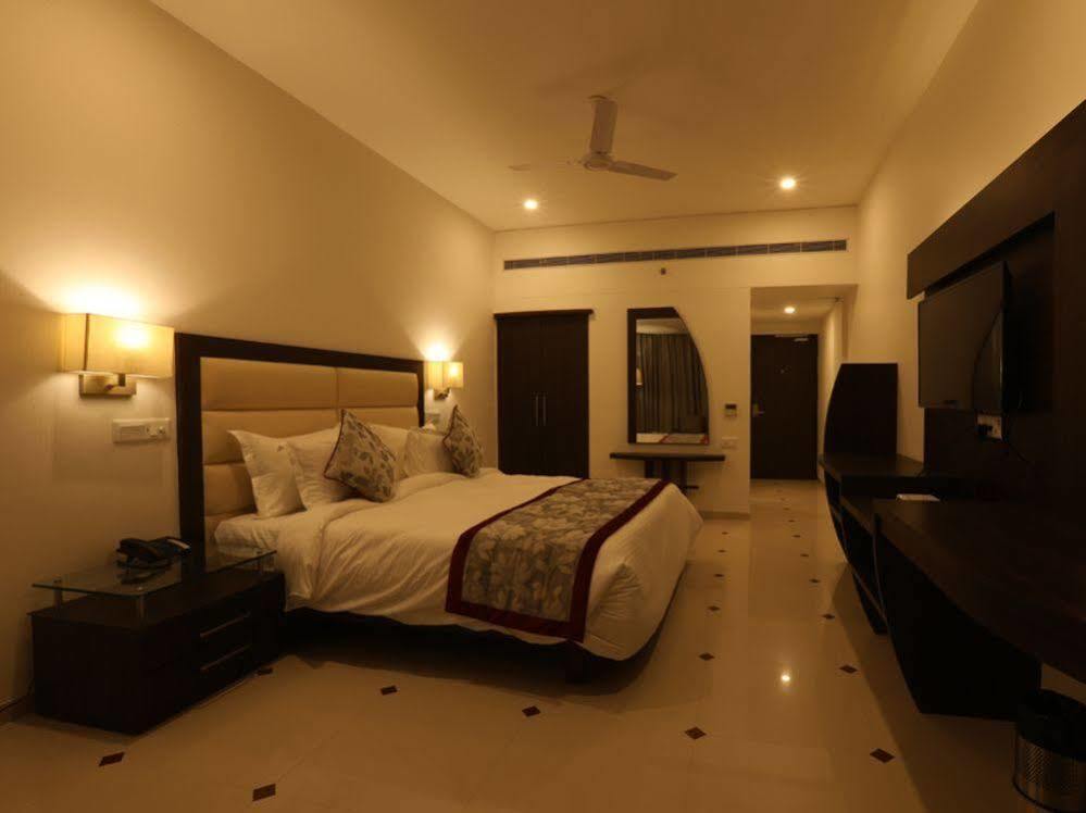 Hotel Natraj Rishīkesh Extérieur photo